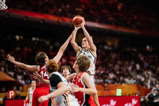 2026 FIBA Women’s Basketball World Cup: Germany vs. Japan, September 5, 2026; Leonie Fiebich of Germany, No. 13, shoots a basketball, FIBA Women’s Basketball World Cup 2026, Group Stage, Group A, Matchday 2: Germany vs. Japan on September 5, 2026, at the Max Schmeling Halle, Berlin Copyright: xBEAUTIFULxSPORTS Tonhäuserx
