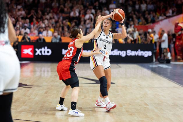 Alexandra Wilke (Germany), No. 3 with the ball; Mai Yamamoto (Japan), No. 23; GER, Germany vs. Japan, Basketball, 2026 FIBA Women’s World Cup, Group Stage, Matchday 2, September 5, 2026, GER, Germany vs. Japan, Basketball, 2026 FIBA Women’s World Cup, Group Stage, Matchday 2, September 5, 2026, Berlin Copyright: xEibner-Pressefoto MaxxVincenx EP_MVN
