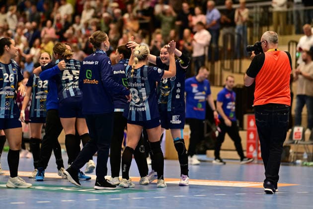 Handball I Women I 2026–2027 Season I Bundesliga I Matchday 2 I Buxtehuder SV vs. HC Leipzig I September 5, 2026 Jubilation, excitement, enthusiasm, euphoria, joy, happiness, cheerfulness among the Buxtehuder Sportverein women’s team after their victory over HC Leipzig Women’s Team at Buxtehude Halle Nord, Lower New Saxony, Germany Copyright: xLobeca FelixxWeißbergx