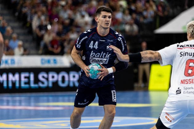 Opel HBL SG Flensburg Handewitt vs. HC Erlangen, September 5, 2026—Aymeric Minne, No. 44, SG Flensburg Handewitt on the attack. Opel HBL SG Flensburg Handewitt vs. HC Erlangen, GGW Arena, September 5, 2026 Copyright: xBEAUTIFULxSPORTS MarioxM.xKobergx