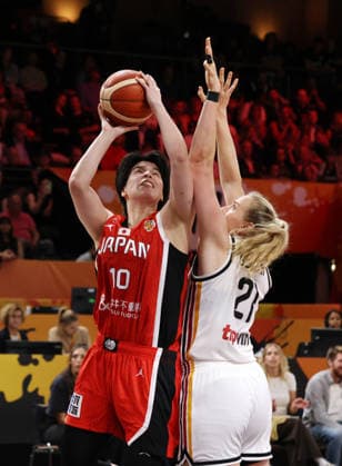 Ramu Tokashiki with the ball, Marie Guelich in a duel, game scene, action, sports, basketball, FIBA World Cup, World Championship, Women s World Cup, 2026-2027 season, May 9, 2026, DBB, Germany (GER) vs. Japan (JPN)