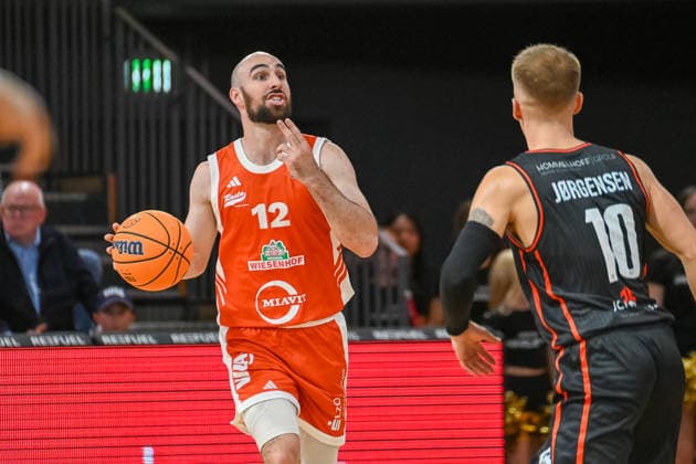 Tommy Kuhse, RASTA Vechta, 12 on the ball; RASTA Vechta vs. Bakken Bears, exhibition game, 2026–2027 season, September 5, 2026, RASTA Vechta vs. Bakken Bears, exhibition game, 2026–2027 season, September 5, 2026, Vechta Copyright: xEibner-Pressefoto RobertxGertzenx EP_RGN