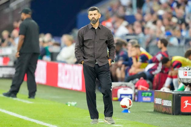Trainer Miron Muslic (FC Schalke 04) schaut waehrend des Spiels der 1. Bundesliga zwischen FC Schalke 04 und FC Bayern Muenchen, Veltins-Arena am 05. September 2026 in Gelsenkirchen, Deutschland. (Foto von Alex Gottschalk DeFodi Images) +++ Trainer Miron Muslic (FC Schalke 04) looks on during the Bundesliga match between FC Schalke 04 and FC Bayern Muenchen at Veltins-Arena on September 5, 2026 in Gelsenkirchen, Germany. (Photo by Alex Gottschalk DeFodi Images) DFB DFL REGULATIONS PROHIBIT ANY USE OF PHOTOGRAPHS AS IMAGE SEQUENCES AND OR QUASI-VIDEO. (Photo by Alex Gottschalk DeFodi Images) - *** FC Schalke 04 coach Miron Muslic watches during the Bundesliga match between FC Schalke 04 and FC Bayern Munich, Veltins Arena on September 5, 2026, in Gelsenkirchen, Germany. Photo by Alex Gottschalk, DeFodi Images. Coach Miron Muslic of FC Schalke 04 looks on during the Bundesliga match between FC Schalke 04 and FC Bayern Munich at Veltins Arena on September 5, 2026 in Gelsenkirchen, Germany. Photo by Alex Gottschalk, DeFodi Images. DFB and DFL regulations prohibit any use of photographs as image sequences and or quasi-video. Photo by Alex Gottschalk, DeFodi Images