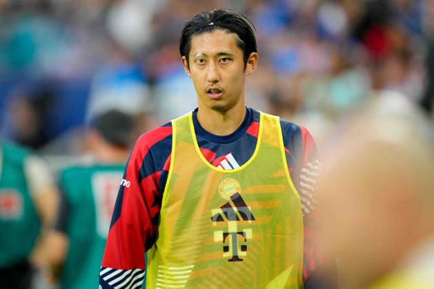 Hiroki Ito (FC Bayern Muenchen) schaut waehrend des Spiels der 1. Bundesliga zwischen FC Schalke 04 und FC Bayern Muenchen, Veltins-Arena am 05. September 2026 in Gelsenkirchen, Deutschland. (Foto von Alex Gottschalk DeFodi Images) +++ Hiroki Ito (FC Bayern Muenchen) looks on during the Bundesliga match between FC Schalke 04 and FC Bayern Muenchen at Veltins-Arena on September 5, 2026 in Gelsenkirchen, Germany. (Photo by Alex Gottschalk DeFodi Images) DFB DFL REGULATIONS PROHIBIT ANY USE OF PHOTOGRAPHS AS IMAGE SEQUENCES AND OR QUASI-VIDEO. (Photo by Alex Gottschalk DeFodi Images) - *** Hiroki Ito of FC Bayern Munich looks on during the Bundesliga match between FC Schalke 04 and FC Bayern Munich, Veltins Arena on September 5, 2026, in Gelsenkirchen, Germany. Photo by Alex Gottschalk, DeFodi Images. Hiroki Ito of FC Bayern Munich looks on during the Bundesliga match between FC Schalke 04 and FC Bayern Munich at Veltins Arena on September 5, 2026 in Gelsenkirchen, Germany. Photo by Alex Gottschalk, DeFodi Images. DFB and DFL regulations prohibit any use of photographs as image sequences and or quasi-video. Photo by Alex Gottschalk, DeFodi Images.