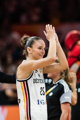 2026 FIBA Women’s Basketball World Cup: Germany vs. Japan, September 5, 2026. Germany celebrates the victory; here, Clara Bielefeld claps for Germany, 25 Basketball, FIBA Women’s Basketball World Cup 2026, Group Stage, Group A, Matchday 2: Germany vs. Japan on September 5, 2026, at the Max Schmeling Halle, Berlin Copyright: xBEAUTIFULxSPORTS Tonhäuserx