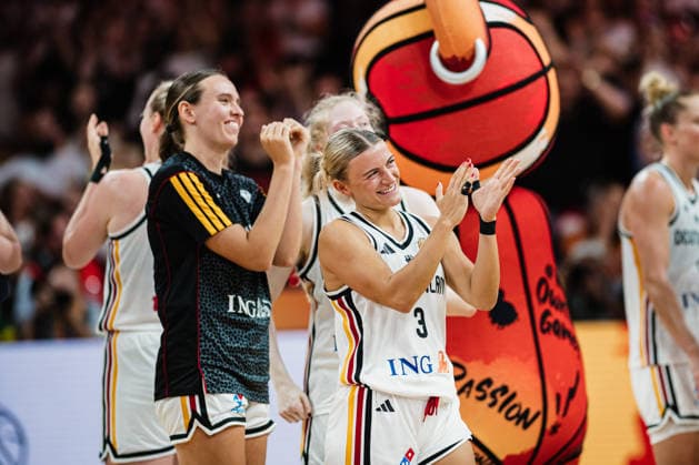 2026 FIBA Women’s Basketball World Cup: Germany vs. Japan, September 5, 2026—Germany celebrates the victory; here, Alexandra Wilke high-fives her teammates—Germany, 3 Basketball, FIBA Women’s Basketball World Cup 2026, group stage, Group A, Matchday 2: Germany vs. Japan on September 5, 2026, at the Max Schmeling Halle in Berlin Copyright: xBEAUTIFULxSPORTS Tonhäuserx
