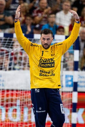 Opel HBL SG Flensburg Handewitt vs. HC Erlangen, September 5, 2026: Benjamin Buric (No. 1) celebrates after making a save; SG Flensburg Handewitt vs. HC Erlangen, GGW Arena, September 5, 2026 Copyright: xBEAUTIFULxSPORTS MarioxM.xKobergx