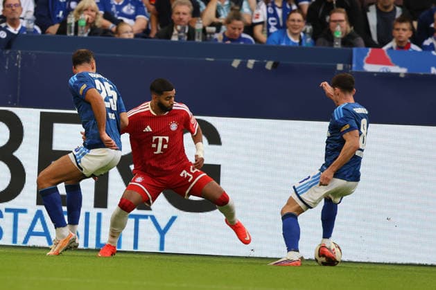 Ismael Saibari (FC Bayern München) beim Spiel der 1. Bundesliga (Saison 2026 27) FC Schalke 04 - FC Bayern München - Copyright: Thomas Pakusch *** Ismael Saibari, FC Bayern Munich, during a Bundesliga 1 match in the 2026–27 season against FC Schalke 04. FC Bayern Munich. Copyright Thomas Pakusch