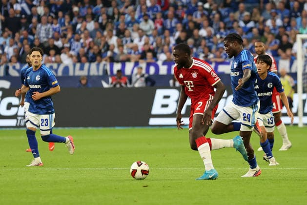 Dayot Upamecano (FC Bayern München) beim Spiel der 1. Bundesliga (Saison 2026 27) FC Schalke 04 - FC Bayern München - Copyright: Thomas Pakusch *** Dayot Upamecano, FC Bayern Munich, during a Bundesliga 1 match in the 2026–27 season against FC Schalke 04. FC Bayern Munich. Copyright Thomas Pakusch