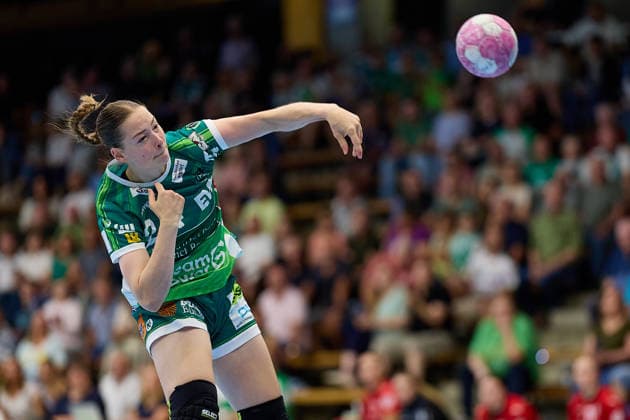 Luisa Scherer s jump shot, Frisch Auf Goeppingen, 24 FRISCH AUF Goeppingen vs. BSV Sachsen Zwickau, Handball, ALSCO Women s Handball Bundesliga, Matchday 2, 2026–2027 season, September 5, 2026, FRISCH AUF Goeppingen vs. BSV Sachsen Zwickau, Handball, ALSCO Women’s Handball Bundesliga, Matchday 2, 2026–2027 Season, September 5, 2026, Goeppingen Copyright: xEibner-Pressefoto GeraldxOelze-dexStoppanyx EP_ODS