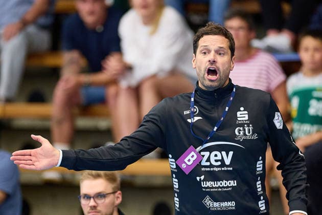 Norman Rentsch, head coach of BSV Sachsen Zwickau, gets upset: FRISCH AUF Goeppingen vs. BSV Sachsen Zwickau, Handball, ALSCO Women s Handball Bundesliga, Matchday 2, 2026–2027 season, September 5, 2026, FRISCH AUF Göppingen vs. BSV Sachsen Zwickau, Handball, ALSCO Women’s Handball Bundesliga, Matchday 2, 2026–2027 season, September 5, 2026, Göppingen Copyright: xEibner-Pressefoto GeraldxOelze-dexStoppanyx EP_ODS