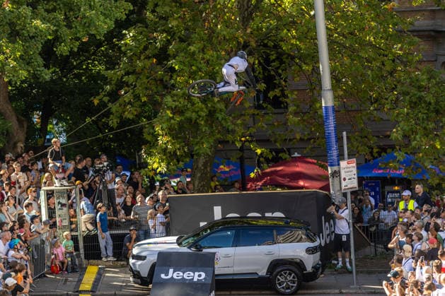 Cerro Abajo Josh Lowe at Cerro Abajo, September 5, 2026, in Stuttgart, Germany. Photo by Sebastian Sternemann
