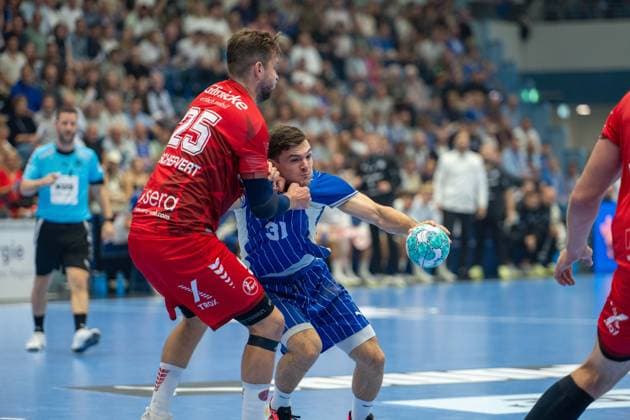 Olle Forsell Schefvert, backcourt, MT Melsungen 25, Kay Smits, backcourt, VfL Gummersbach 31, VfL Gummersbach vs. MT Melsungen, Opel Handball Bundesliga, Men, Matchday 3, September 5, 2026, Gummersbach, North Rhine-Westphalia, Germany Copyright: xkolbert-press MartinxWdziecznyx