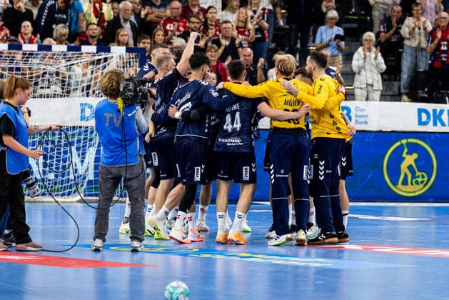 Opel HBL SG Flensburg Handewitt vs. HC Erlangen, September 5, 2026: Celebrations after the victory for SG Flensburg Handewitt. Opel HBL SG Flensburg Handewitt vs. HC Erlangen, GGW Arena, September 5, 2026 Copyright: xBEAUTIFULxSPORTS MarioxM.xKobergx