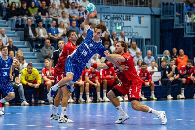 Opel Handball Bundesliga, VfL Gummersbach vs. MT Melsungen, September 5, 2026 Daniel Dujshebaev (MT Melsungen) 24, Miro Schluroff (VfL Gummersbach) 15, Johannes Golla (MT Melsungen) 14, Opel Handball Bundesliga, VfL Gummersbach vs. MT Melsungen, September 5, 2026 Copyright: xBEAUTIFULxSPORTS Erlhofx