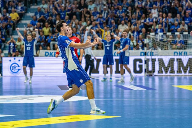 Opel Handball Bundesliga, VfL Gummersbach vs. MT Melsungen, September 5, 2026 Nikola Roganovic (VfL Gummersbach), age 23, celebrating a goal Opel Handball Bundesliga, VfL Gummersbach vs. MT Melsungen, September 5, 2026 Copyright: xBEAUTIFULxSPORTS Erlhofx