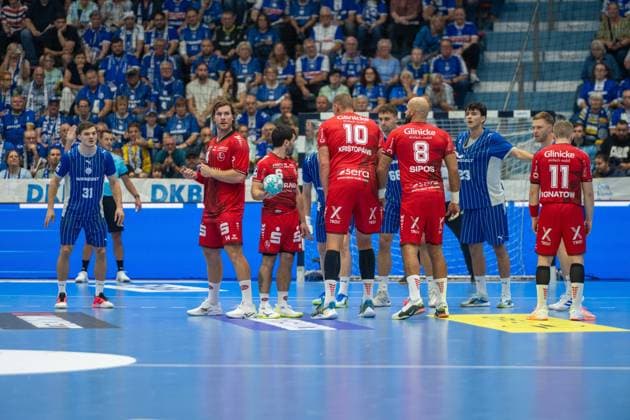 Kay Smits, backcourt, VfL Gummersbach 31, Johannes Golla, pivot, MT Melsungen 14, Dainis Kriötopans, backcourt, MT Melsungen 10, VfL Gummersbach vs. MT Melsungen, Opel Handball Bundesliga, Men, Matchday 3, September 5, 2026, Gummersbach, North Rhine-Westphalia, Germany Copyright: xkolbert-press MartinxWdziecznyx