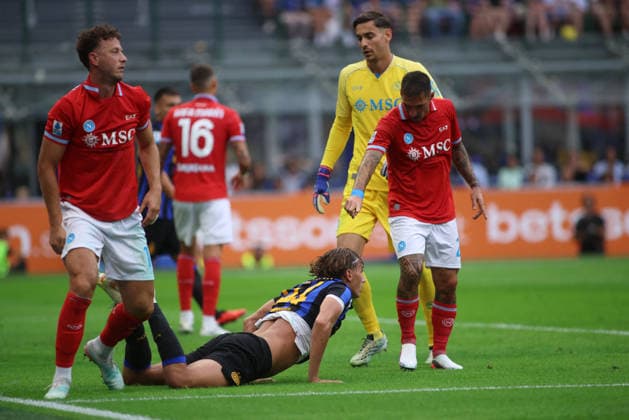 SOCCER - Serie A - Inter - FC Internazionale vs. SSC Napoli Photo by IPA ABACAPRESS.COM88155156 - Pio Esposito of Inter FC and Matteo Politano of SSC Napoli during the Italian Serie A 2026 27 season soccer match between Inter FC and SSC Napoli on September 5, 2026, at Stadio Giuseppe Meazza, San Siro, Milan, Italy. Photo by Nderim KACELI Milan Italy  Copyright: xIPAxSport ABACAx