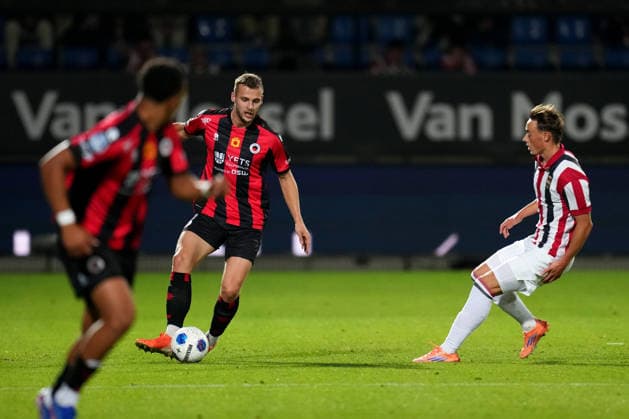 Eredivisie: Willem II v Excelsior Rotterdam Tilburg - Rick Meissen of Excelsior Rotterdam duels for the ball with Uriel van Aalst of Willem II during the fifth competition round of the 2026 2027 Eredivisie season. The match is set between Willem II and Excelsior Rotterdam at Koning Willem II Stadion on 5 September 2026 in Tilburg, Netherlands. (Hero Images Yannick Verhoeven) Copyright: xYannickxVerhoevenx
