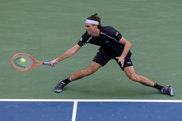 US Open tennis tournament - Day 7 Taylor Fritz of the US in action against Francisco Cerundolo of Argentina during the Men™s Singles round 3 of the US Open Tennis Championships at the USTA Billie Jean King National Tennis Center in Flushing Meadows, New York, USA, 03 September 2026. The 2026 US Open tournament runs from 23 August through 13 September. FLUSHING MEADOWS NEW YORK United States  Copyright: xBRIANxHIRSCHFELDx