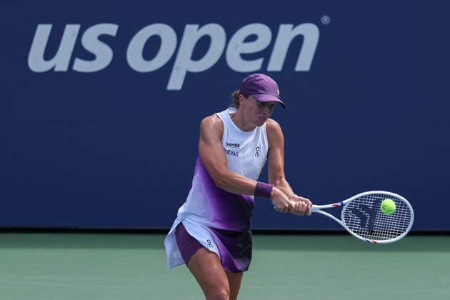 US Open tennis tournament - Day 7 Iga Swiatek of Poland in action against Marie Bouzkova of Czechia during the Women™s Singles round 3 of the US Open Tennis Championships at the USTA Billie Jean King National Tennis Center in Flushing Meadows, New York, USA, 05 September 2026. The 2026 US Open tournament runs from 23 August through 13 September. FLUSHING MEADOWS NEW YORK United States  Copyright: xSARAHxYENESELx