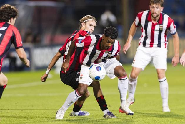 TILBURG , -05-09-2026 , Koning Willem II stadium , season 2026 2027 , Dutch Eredivisie football , match between Willem II and Excelsior Rotterdam , picture shows Willem II player Jayden Slory , Excelsior player Agust Orri Thorsteinsson Willem II - Excelsior  x206521853x Copyright: