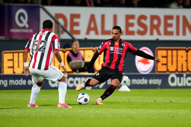 Eredivisie: Willem II v Excelsior Rotterdam Tilburg - Irakli Yegoian of Excelsior Rotterdam passes the ball during the fifth competition round of the 2026 2027 Eredivisie season. The match is set between Willem II and Excelsior Rotterdam at Koning Willem II Stadion on 5 September 2026 in Tilburg, Netherlands. (Hero Images Danny de Groot) Copyright: xDannyxdexGrootx