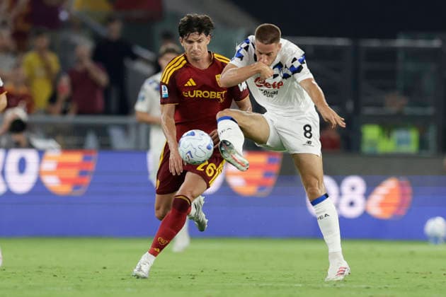 Serie a football match AS Roma vs Atalanta BC Roma™s Argentinian defender Leonardo Balerdi challenges for the ball with Atalanta s Croatian midfielder Mario Pasalic during the Serie A football match between AS Roma vs Atalanta BC at the Olimpico Stadium in Rome, Italy on September 05, 2026. _BPH1248 Copyright: xAntonioxBalascox