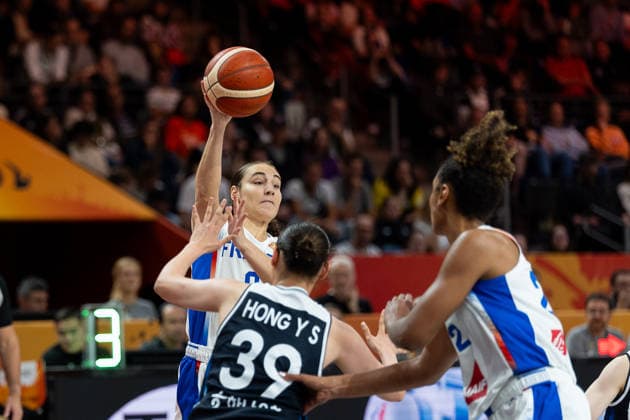 Carla Leite (France), 00 with the ball, Yusun Hong (Korea), 39, GER, France vs. Korea, Basketball, 2026 FIBA Women’s World Cup, Group Stage, Matchday 2, September 5, 2026, GER, France vs. Korea, Basketball, 2026 FIBA Women’s World Cup, Group Stage, Match Day 2, September 5, 2026, Berlin Copyright: xEibner-Pressefoto MaxxVincenx EP_MVN