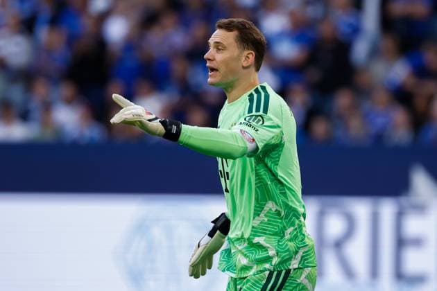 GELSENKIRCHEN - Goalkeeper Manuel Neuer of FC Bayern Munich before the Bundesliga match between FC Schalke 04 and FC Bayern Munich at the Veltins-Arena on 5 September 2026 in Gelsenkirchen, Germany. MARCEL TER BALS ANP Bundesliga 2026 27 xVIxANPxSportx xMarcelxterxBalsxIVx 567291664 originalFilename: 567291664.jpg
