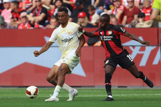 Felix Uduokhai (1.FC Union Berlin) und Moussa Diaby (Bayer 04 Leverkusen) im Zweikampf waehrend des Spiels der 1. Bundesliga zwischen Bayer 04 Leverkusen und 1. FC Union Berlin, BayArena am 05. September 2026 in Leverkusen, Deutschland. (Foto von Oliver Kaelke DeFodi Images) +++ Felix Uduokhai (1.FC Union Berlin) und Moussa Diaby (Bayer 04 Leverkusen) battle for the ball during the Bundesliga match between Bayer 04 Leverkusen and 1. FC Union Berlin at BayArena on September 5, 2026 in Leverkusen, Germany. (Photo by Oliver Kaelke DeFodi Images) DFB DFL REGULATIONS PROHIBIT ANY USE OF PHOTOGRAPHS AS IMAGE SEQUENCES AND OR QUASI-VIDEO. (Photo by Oliver Kaelke DeFodi Images) - *** Felix Uduokhai of 1. FC Union Berlin and Moussa Diaby of Bayer 04 Leverkusen battle for the ball during the Bundesliga match between Bayer 04 Leverkusen and 1. FC Union Berlin at the BayArena on September 5, 2026, in Leverkusen, Germany. Photo by Oliver Kaelke, DeFodi Images. Felix Uduokhai of 1. FC Union Berlin and Moussa Diaby of Bayer 04 Leverkusen battle for the ball during the Bundesliga match between Bayer 04 Leverkusen and 1. FC Union Berlin at BayArena on September 5, 2026 in Leverkusen, Germany. Photo by Oliver Kaelke, DeFodi Images. DFB and DFL regulations prohibit any use of photographs as image sequences and or quasi-video. Photo by Oliver Kaelke, DeFodi Images.