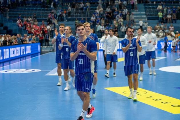 The teams after the tie: VfL Gummersbach vs. MT Melsungen, Opel Handball Bundesliga, Men s Division, Matchday 3, September 5, 2026, Gummersbach, North Rhine-Westphalia, Germany Copyright: xkolbert-press MartinxWdziecznyx