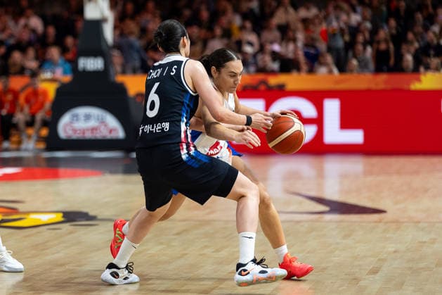 Carla Leite (France), 00, dribbling against Isaem Choi (Korea), 06, GER, France vs. Korea, Basketball, 2026 FIBA Women s World Cup, Group Stage, Matchday 2, September 5, 2026, GER, France vs. Korea, basketball, FIBA Women’s World Cup 2026, group stage, Matchday 2, September 5, 2026, Berlin Copyright: xEibner-Pressefoto MaxxVincenx EP_MVN