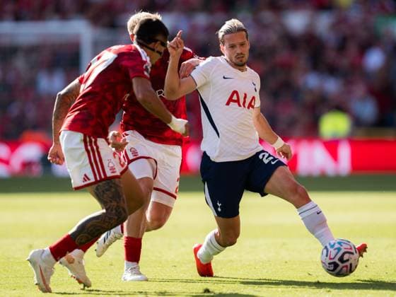 Mykhaylo Mudryk of Tottenham Hotspur dribbles under pressure Nottingham Forest v Tottenham Hotspur, Premier League, Football, The City Ground, Nottingham, UK - 05 Sep 2026Nottingham The City Ground United Kingdom EDITORIAL USE ONLY No use with unauthorised audio, video, data, fixture lists, club league logos or live services. Online in-match use limited to 120 images, no video emulation. No use in betting, games or single club league player publications.  Copyright: xWiredxPhotos Shutterstockx 17135903jg