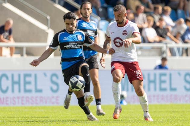 Regionalliga Southwest: FSV Frankfurt vs. Kickers Offenbach, September 5, 2026; Ismail Harnafi (FSV Frankfurt, No. 11) and Robin Krausse (Kickers Offenbach, No. 39), FSV Frankfurt vs. Kickers Offenbach, Frankfurt, BBBank Arena, September 5, 2026 Copyright: xBEAUTIFULxSPORTS Gawlikx