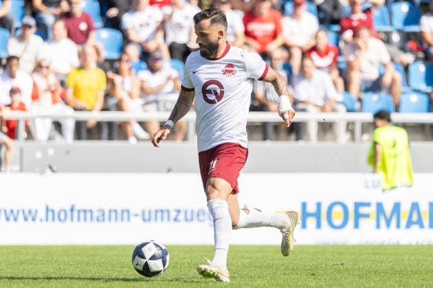 Regionalliga Southwest: FSV Frankfurt vs. Kickers Offenbach, September 5, 2026; Keanu Staude of Kickers Offenbach, No. 11, with the ball; cutout, portrait; FSV Frankfurt vs. Kickers Offenbach; Frankfurt; BBBank Arena; September 5, 2026 Copyright: xBEAUTIFULxSPORTS Gawlikx