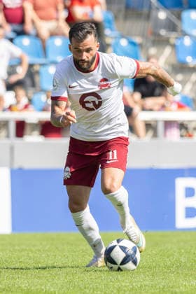 Regionalliga Southwest: FSV Frankfurt vs. Kickers Offenbach, September 5, 2026; Keanu Staude of Kickers Offenbach, No. 11, on the ball; close-up, portrait; FSV Frankfurt vs. Kickers Offenbach; Frankfurt; BBBank Arena; September 5, 2026 Copyright: xBEAUTIFULxSPORTS Gawlikx