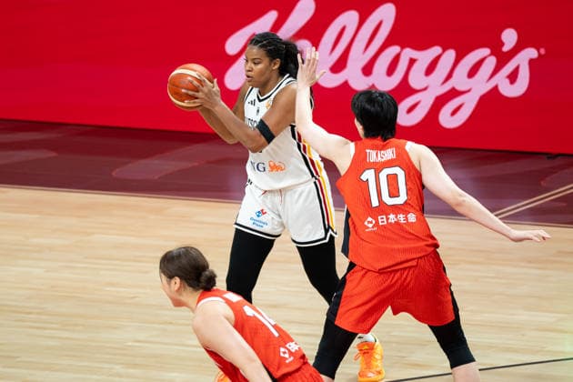 Germany v Japan: Group A - FIBA Women s Basketball World Cup Germany 2026 Nyara Sabally plays during the FIBA Women s Basketball World Cup 2026 match between Germany and Japan in Berlin, Germany, on September 5, 2026. Berlin Germany  Copyright: xMarcinxGolbax originalFilename:golba-germanyv260905_nptV8.jpg