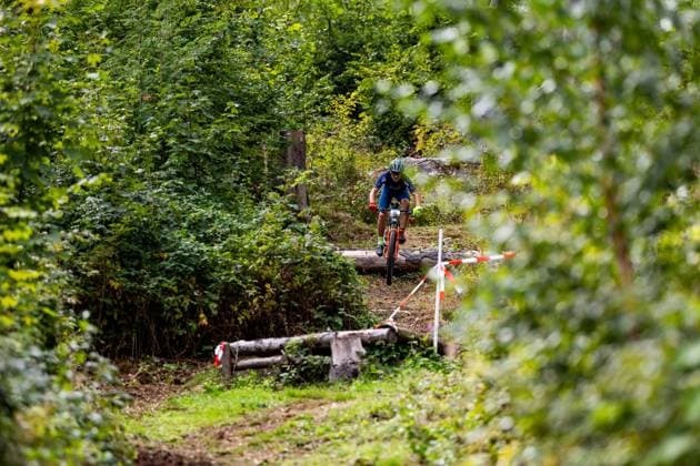 September 5, 2026, GER, MTB Mountain Bike XCO Cross Country Olympic, Season 26, Junior Men and Women, XCO Bike Cup Central German Championship, organized by RSC Waltershausen e.V., Ruben Beierlein, RSV ERZGEBIRGE e.V., U17m After a one-year hiatus, the XCO Bike Cup returned to Bad Tabarz on the Datenberg for the final race on one of the series’ most popular race courses. Bad Tabarz is a traditional venue for MTB sports across various disciplines. In recent years, the Datenberg has already hosted several Central GermanGerman XCO championships as well as races from German Cycling’s MTB XCO youth talent scouting program. The challenging course has thus made a name for itself beyond the region and offers ideal conditions for a thrilling season finale. The varied course on the Datenberg offers everything that defines modern cross-country racing: technically demanding sections, steep climbs, fast descents, and plenty of challenges that demand riding technique, stamina, and skill. 99891 Bad Tabarz, Gartenstraße, Thuringian Forest, Thuringia, Germany