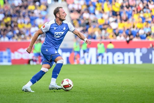 Vladimir Coufal (TSG 1899 Hoffenheim) in Aktion, am Ball, Einzelaktion waehrend des spiels der 1. Bundesliga zwischen TSG Hoffenheim und Borussia Dortmund, SNP Arena am 05. September 2026 in Sinsheim, Deutschland. (Foto von Harry Langer DeFodi Images) +++ Vladimir Coufal (TSG 1899 Hoffenheim) controls the Ball during the Bundesliga match between TSG Hoffenheim and Borussia Dortmund at SNP Arena on September 5, 2026 in Sinsheim, Germany. (Photo by Harry Langer DeFodi Images) DFB DFL REGULATIONS PROHIBIT ANY USE OF PHOTOGRAPHS AS IMAGE SEQUENCES AND OR QUASI-VIDEO. (Photo by Harry Langer DeFodi Images) DFB DFL REGULATIONS PROHIBIT ANY USE OF PHOTOGRAPHS AS IMAGE SEQUENCES AND OR QUASI-VIDEO. - *** Vladimir Coufal of TSG 1899 Hoffenheim in action, on the ball, making a solo run during the Bundesliga match between TSG Hoffenheim and Borussia Dortmund, at the SNP Arena on September 5, 2026, in Sinsheim, Germany. Photo by Harry Langer, DeFodi Images. Vladimir Coufal of TSG 1899 Hoffenheim controls the ball during the Bundesliga match between TSG Hoffenheim and Borussia Dortmund at the SNP Arena on September 5, 2026 in Sinsheim, Germany. Photo by Harry Langer, DeFodi Images. DFB and DFL regulations prohibit any use of photographs as image sequences and or quasi-video. Photo by Harry Langer, DeFodi Images. DFB and DFL regulations prohibit any use of photographs as imSEQUENCES AND OR QUASI-VIDEO