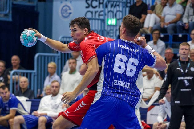 September 5, 2026, xsefx, Handball, 1st Bundesliga, VfL Gummersbach vs. MT Melsungen, 2026–2027 Men’s Season, Schwalbe Arena: Daniel Dujshebaev of MT Melsungen (No. 24) in a one-on-one battle against Stepan Zeman of VfL Gummersbach (No. 66), North Rhine-Westphalia, Germany