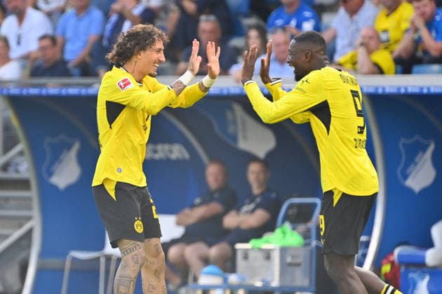 Torjubel v.li:Fabio SILVA (Borussia Dortmund) nach Tor zum 2-2 mi Serhou GUIRASSY (DO), Jubel,Freude,Begeisterung,Aktion. nach Tor zum 2-1,Jubel,Freude,Begeisterung,Aktion. Fussball 1. Bundesliga Saison 2026 2027, 2.Spieltag, Spieltag02,, TSG 1899 Hoffenheim - Borussia Dortmund 2-3 am 05.09.2026 , SNP ARENA *** Goal celebration by Fabio SILVA of Borussia Dortmund after Serhou GUIRASSY scored to make it 2–2, Celebration, joy, excitement, action after the 2–1 goal; celebration, joy, excitement, action—soccer, Bundesliga Season 2026–2027, Matchday 2, Matchday 02, TSG 1899 Hoffenheim vs. Borussia Dortmund 2–3 on September 5, 2026, SNP ARENA