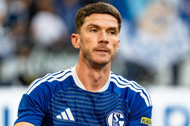 Deutschland: 1. Bundesliga 2026 2027, 2. Spieltag - FC Schalke 04 vs. FC Bayern München - 05.09.2026 - Veltins-Arena (Gelsenkirchen, Nordrhein-Westfalen) Robin Gosens *** Germany 1 Bundesliga 2026–2027, Matchday 2: FC Schalke 04 vs. FC Bayern Munich, September 5, 2026, Veltins Arena, Gelsenkirchen, North Rhine-Westphalia, Robin Gosens Copyright: xCelinaxLeiersx