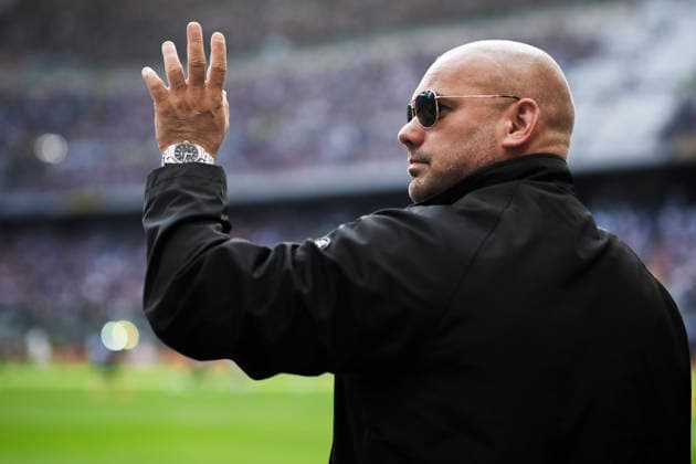 FC Internazionale v SSC Napoli - Serie A Wesley Sneijder gestures prior to the Serie A football match between FC Internazionale and SSC Napoli. Milan Italy Copyright: xNicolòxCampox