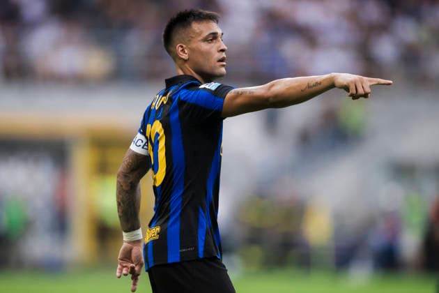 FC Internazionale v SSC Napoli - Serie A Lautaro Martinez of FC Internazionale gestures during the Serie A football match between FC Internazionale and SSC Napoli. Milan Italy Copyright: xNicolòxCampox