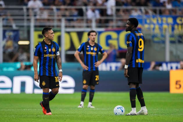 FC Internazionale v SSC Napoli - Serie A Lautaro Martinez of FC Internazionale and Marcus Thuram of FC Internazionale look dejected during the Serie A football match between FC Internazionale and SSC Napoli. Milan Italy Copyright: xNicolòxCampox