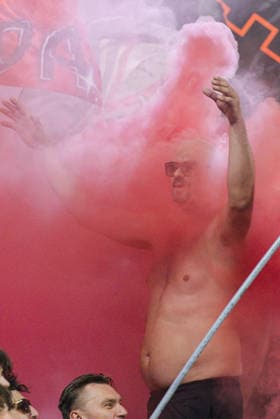 A Toronto FC fan celebrates his team?s goal during the MLS, Fussball Herren, USA Regular Season match between Toronto FC and Chicago Fire FC on September 5th, 2026 in BMO Field, Toronto, Ontario, Canada Copyright: xCurtisxWongx xSPPx Sportspressphoto_SPR224115