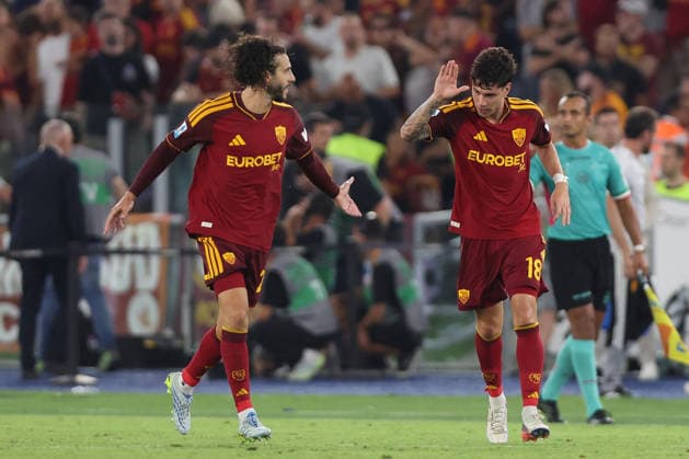 SOCCER - Serie A - AS Roma vs. Atalanta BC Photo by IPA ABACAPRESS.COM88165112 - Rome, Italy - September 5, 2026: Mario Hermoso (center back) of AS Roma celebrates a goal with Matias Soule (right winger) of AS Roma during the 2026–2027 Italian Serie A – Enilive Championship soccer match between AS Roma and Atalanta Bergamasca Calcio at the Olympic Stadium in Rome. Rome Italy  Copyright: xIPAxSport ABACAx