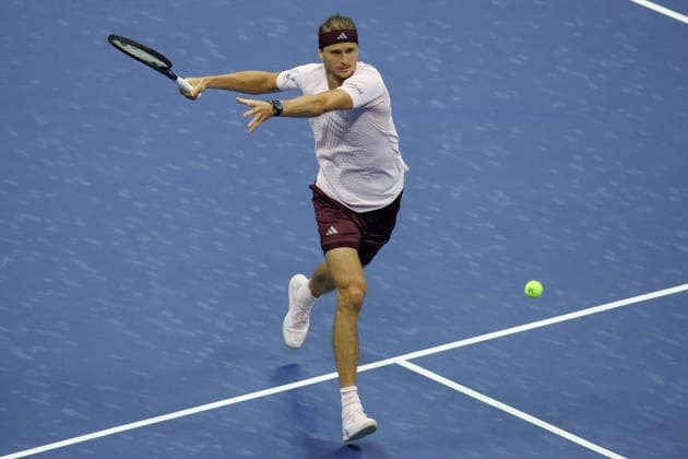 US Open tennis tournament - Day 7 Alexander Zverev of Germany in action against Alejandro Tabilo of Chile during the Men™s Singles third round of the US Open Tennis Championships in Flushing Meadows, New York, USA, 05 September 2026. FLUSHING MEADOWS NEW YORK United States  Copyright: xBRIANxHIRSCHFELDx