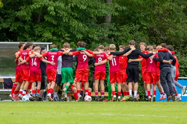U17 DFB Youth League Preliminary Round Group H FC Rot Weiß Erfurt vs. Eintracht Braunschweig Erfurt, September 5, 2026 Celebration, FC Rot Weiß Erfurt U17 U17 DFB Youth League Preliminary Round Group H FC Rot Weiß Erfurt vs. Eintracht Braunschweig Main Field, Cyriaksgebreite, Erfurt September 5, 2026 DFB REGULATIONS PROHIBIT ANY USE OF PHOTOGRAPHS AS IMAGE SESEQUENCES AND OR QUASI-VIDEO Copyright: xBEAUTIFULxSPORTS Duehringx